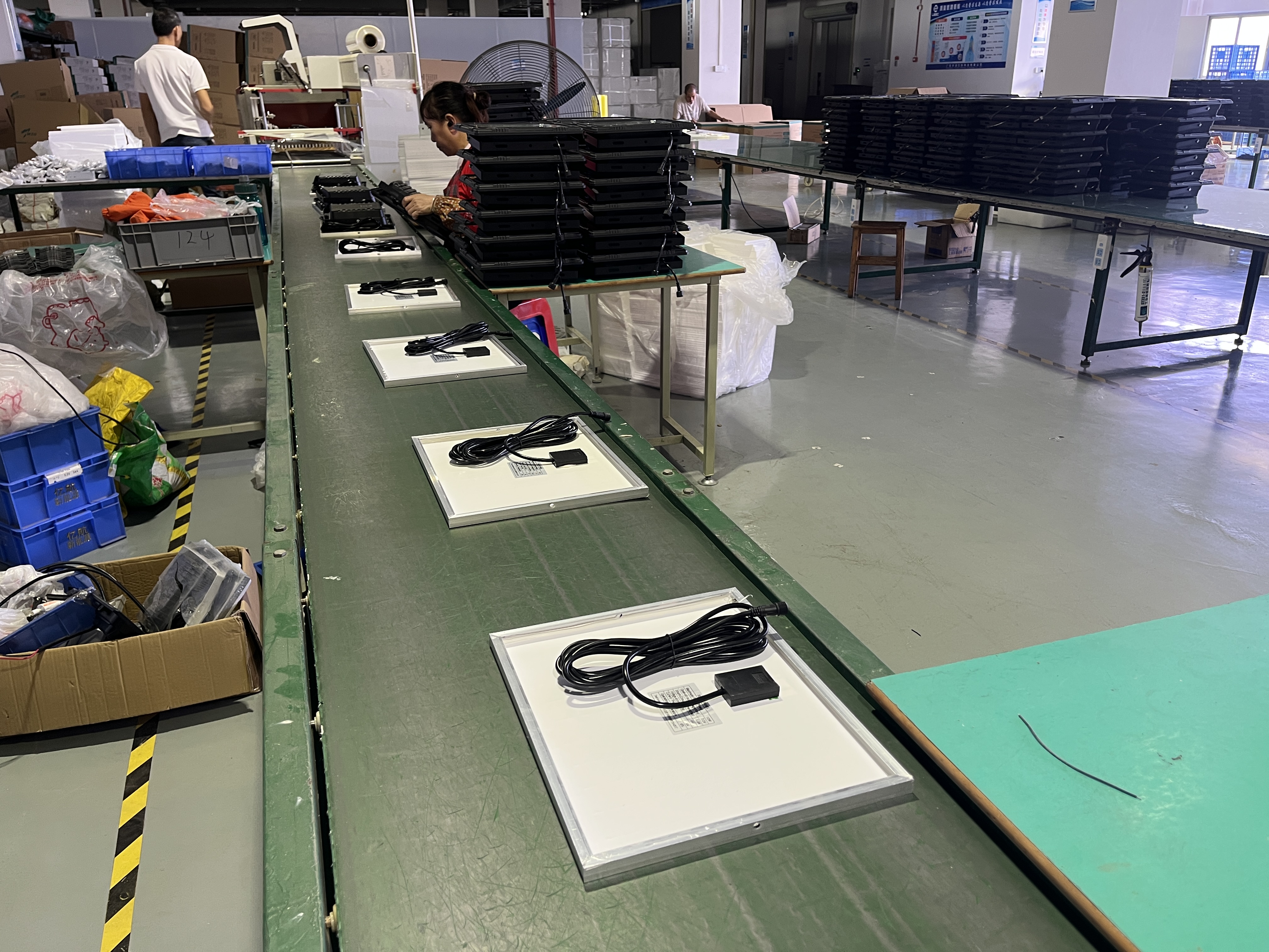 太陽(yáng)能投光燈-聚寶盆-ABS款(圖4) 太陽(yáng)能投光燈-聚寶盆-ABS款(圖4)